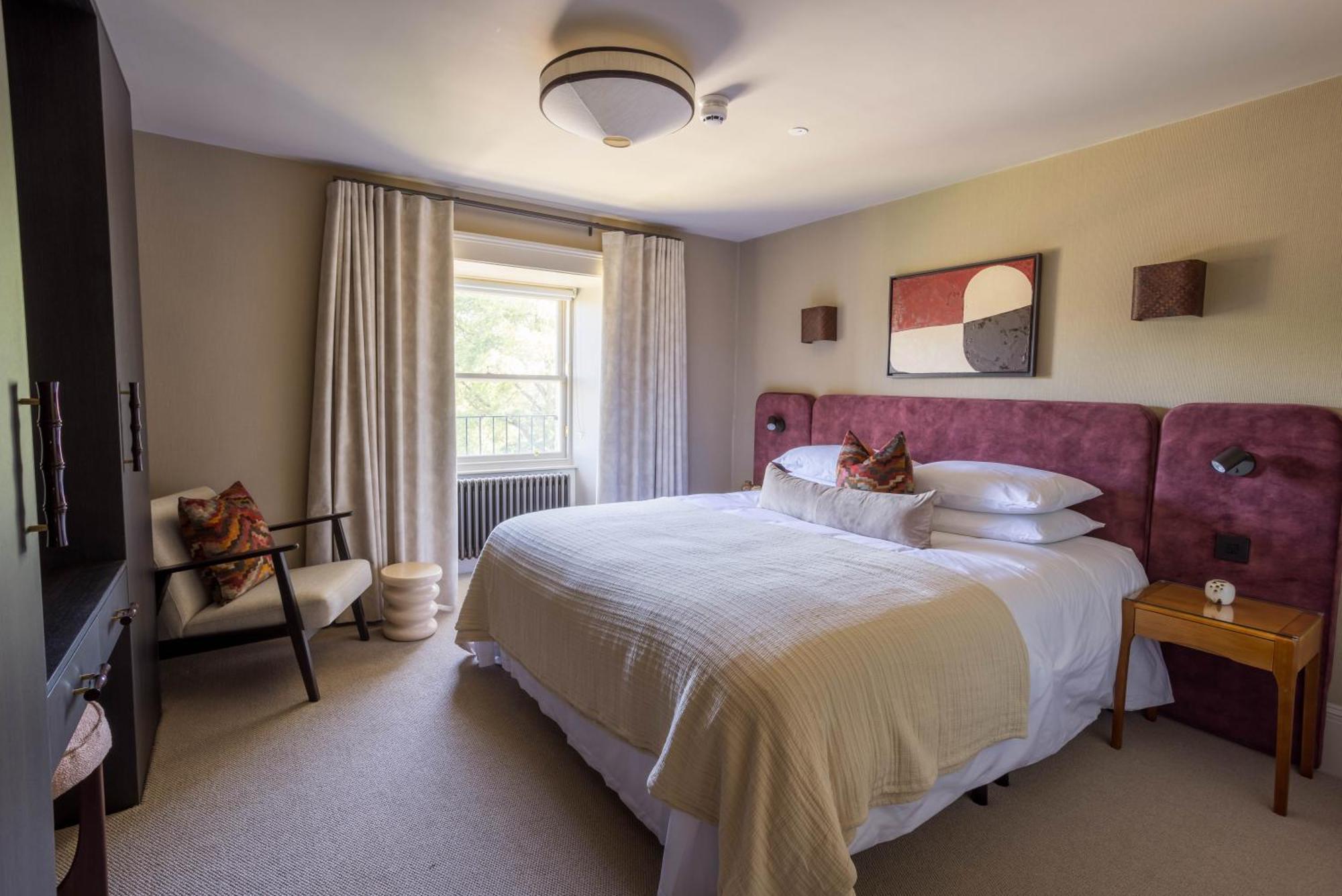 3 John's Place Townhouse 4*